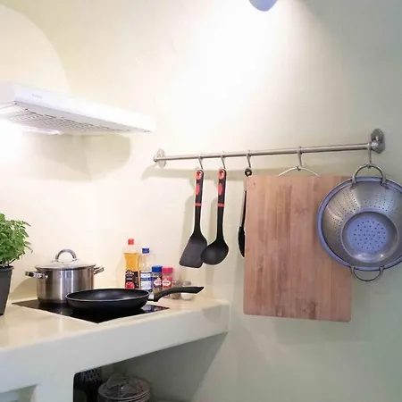 Santorini Oasis- Cave House סנטוריני