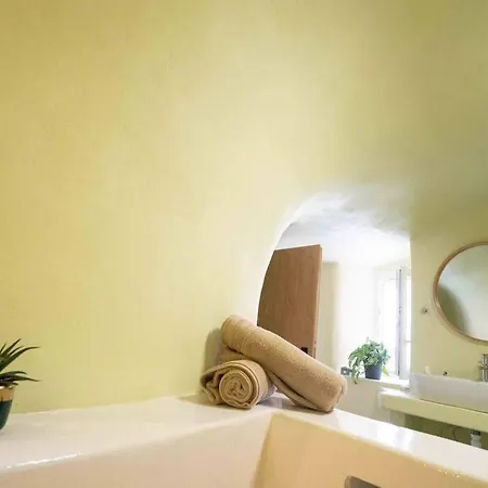 Santorini Oasis- Cave House * סנטוריני