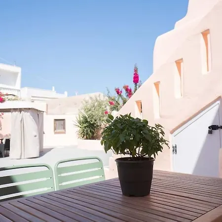 Santorini Oasis- Cave House Tatil Evi