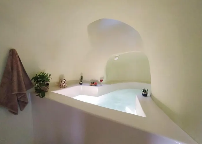 Дом отдыха Santorini Oasis- Cave House *